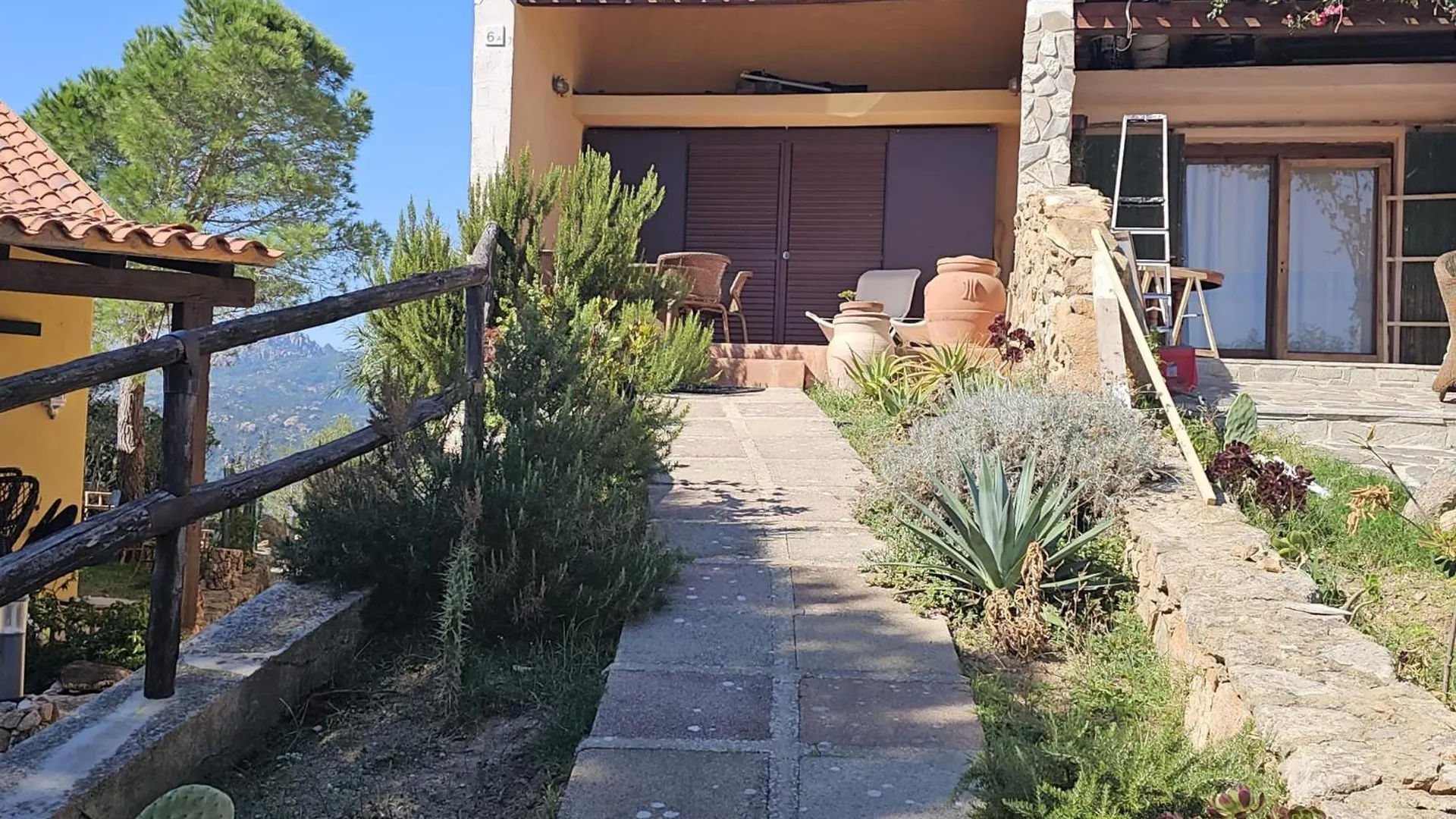 Casagliana Coralli House 0*,  איטליה